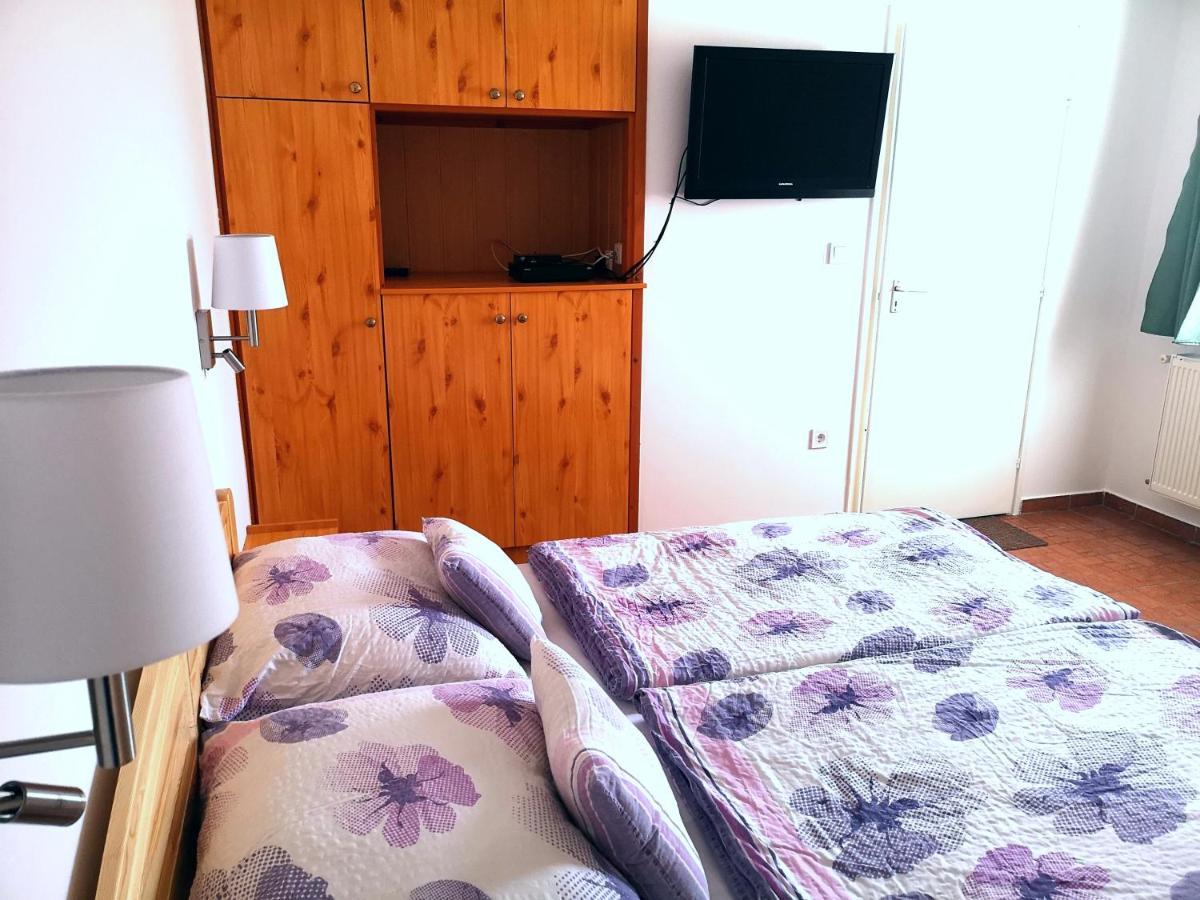 Apartman Kaszas Garden Mosonmagyaróvár Exterior foto