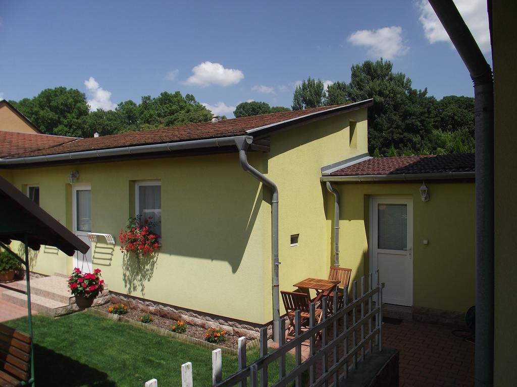 Apartman Kaszas Garden Mosonmagyaróvár Cameră foto