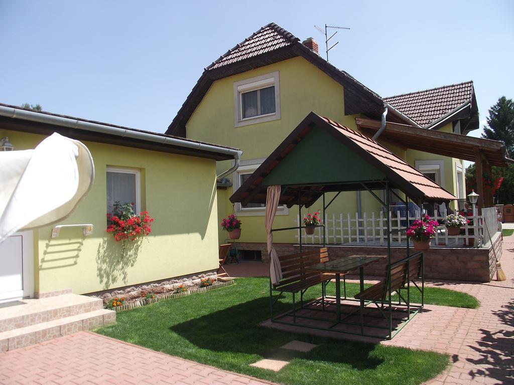 Apartman Kaszas Garden Mosonmagyaróvár Exterior foto