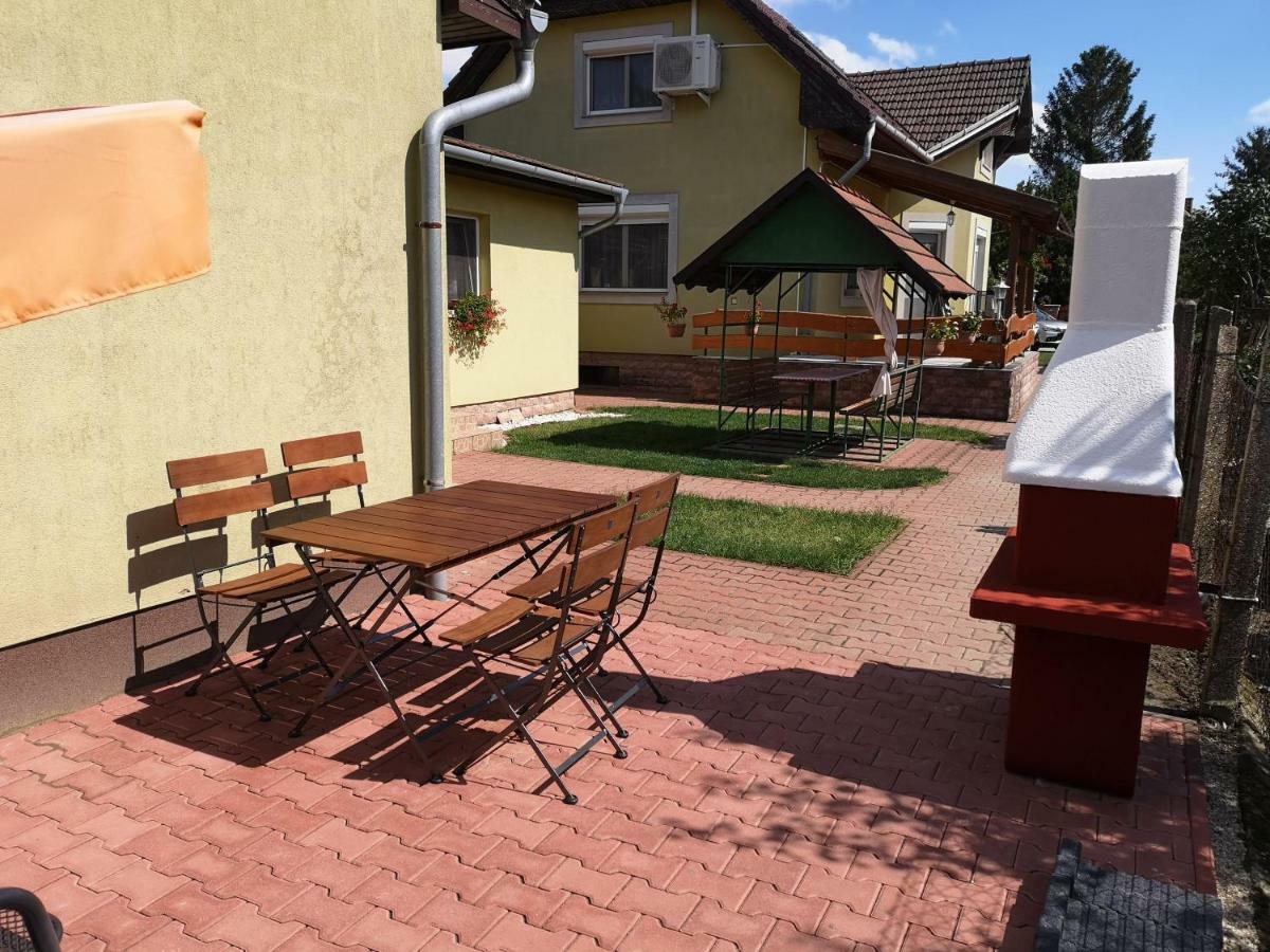 Apartman Kaszas Garden Mosonmagyaróvár Exterior foto